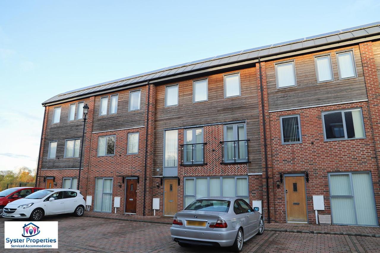 Syster Properties Serviced Accommodation Leicester 5 Bedroom House Glen View Exteriör bild