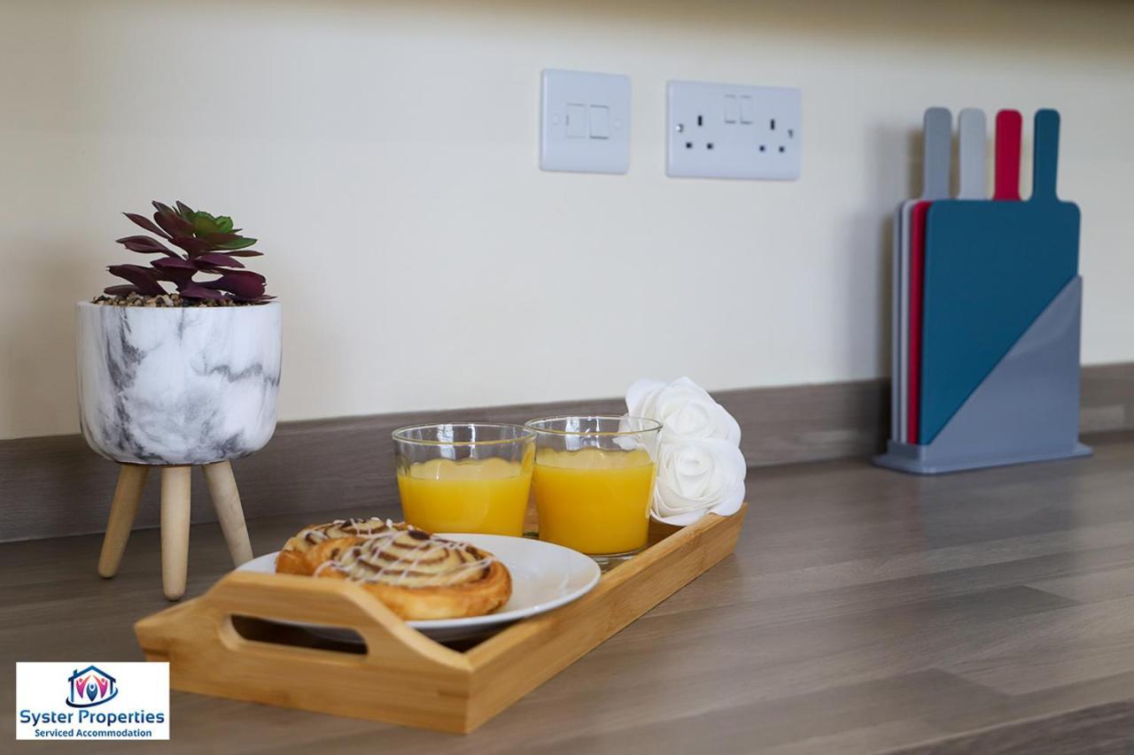 Syster Properties Serviced Accommodation Leicester 5 Bedroom House Glen View Exteriör bild