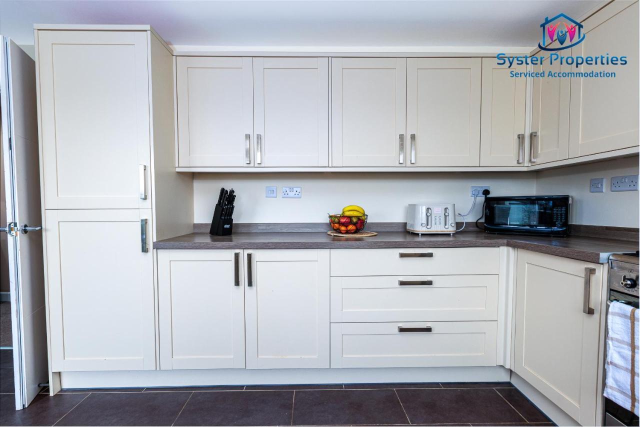 Syster Properties Serviced Accommodation Leicester 5 Bedroom House Glen View Exteriör bild